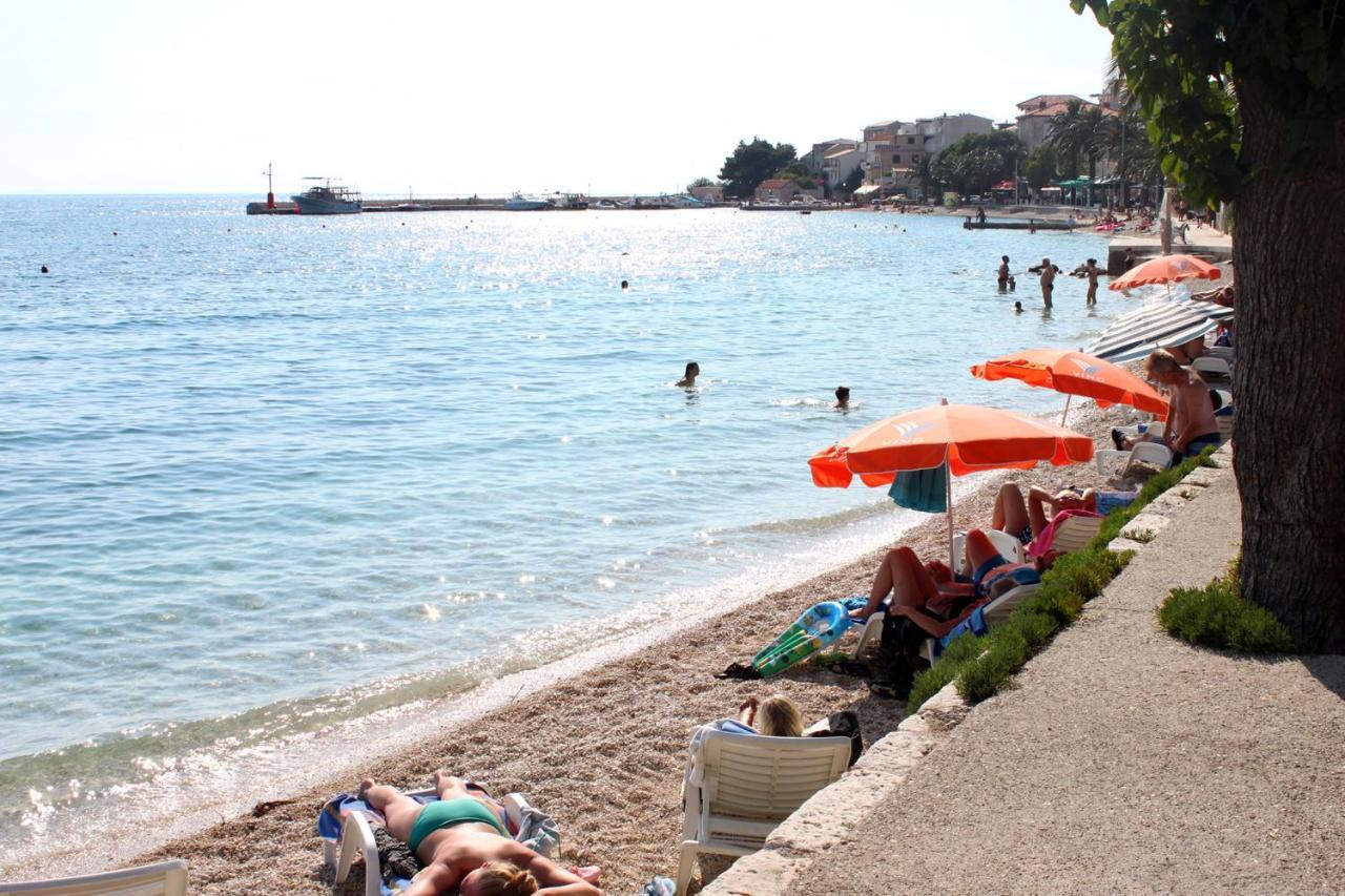 Apartments And Rooms With Parking Space Gradac, Makarska - 6819 Gradac  Exterior foto