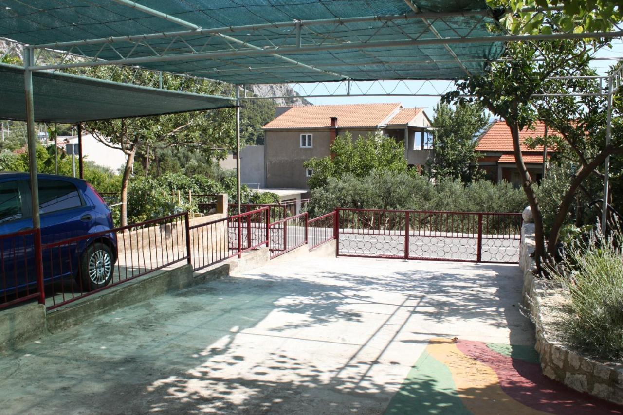 Apartments And Rooms With Parking Space Gradac, Makarska - 6819 Gradac  Exterior foto