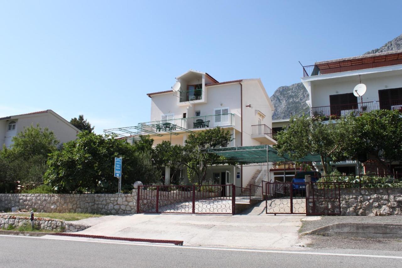 Apartments And Rooms With Parking Space Gradac, Makarska - 6819 Gradac  Exterior foto